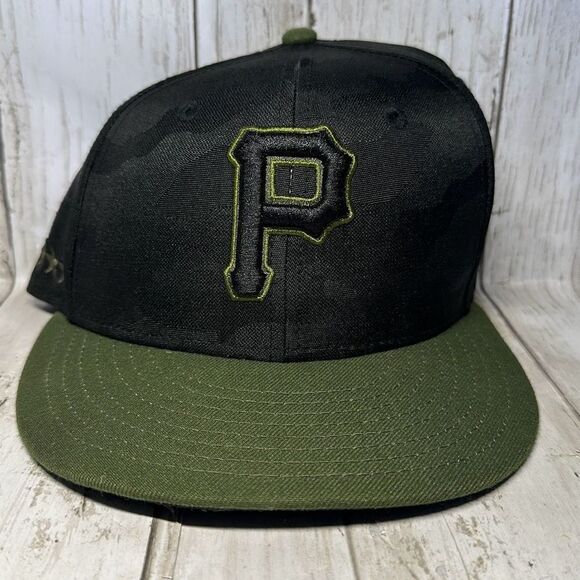 New Era Black Pittsburgh Pirates 2018 Memorial Day on Field 59Fifty SnapBack Cap - Picture 1 of 10